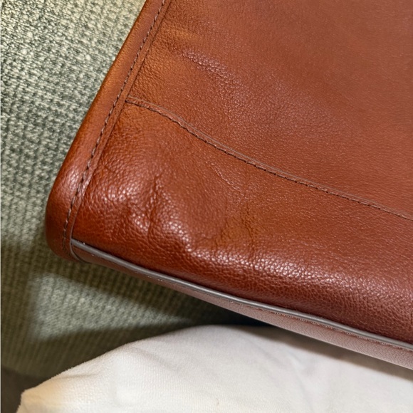 Fossil Brown Leather Large Kyler Tote Bag - Picture 10 of 12